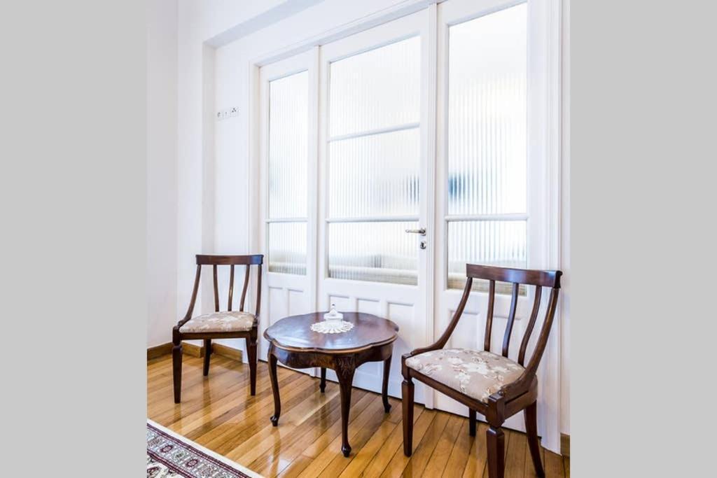 Neoclassical Apartment With 3 Bedrooms In Πειραιάς Εξωτερικό φωτογραφία