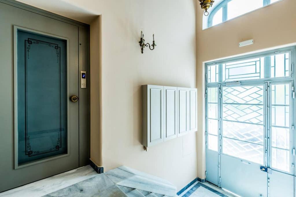 Neoclassical Apartment With 3 Bedrooms In Πειραιάς Εξωτερικό φωτογραφία